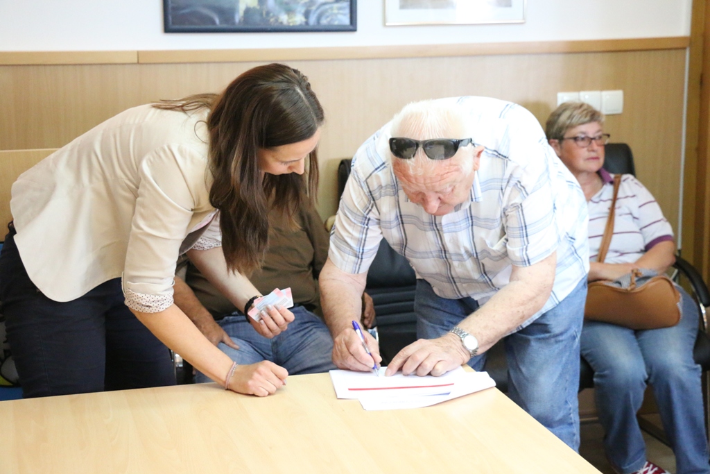 Općina Vir isplatila “Uskrsnice” u vrijednosti od 392.500 kuna Općina Vir isplatila “Uskrsnice” u vrijednosti od 392.500 kuna