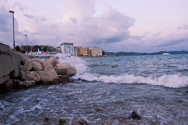 Tramontana u Zadru 17. prosinca 2011., Foto: Leo Banić Tramontana u Zadru 17. prosinca 2011., Foto: Leo Banić