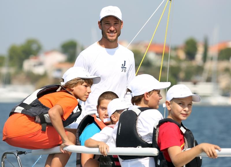 Zlatni olimpijci Fantela i Marenić družili se sa šibenskom djecom povodom dana jedrenja. Photo: Duško Jaramaz/PIXSELL Zlatni olimpijci Fantela i Marenić družili se sa šibenskom djecom povodom dana jedrenja. Photo: Duško Jaramaz/PIXSELL