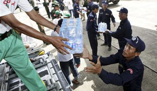 Mianmar – pomoć (Foto: Reuters)