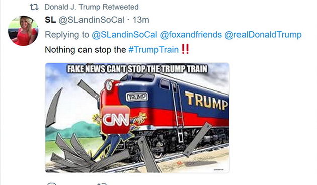 Trump objavio karikaturu na kojoj vlak udara CNN-ova reportera