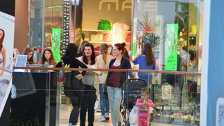 Supernova: Večer super popusta 17. svibnja 2014. Foto: Iva Perinčić Supernova: Večer super popusta 17. svibnja 2014. Foto: Iva Perinčić