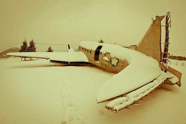 Priča zaboravljenog aviona u Otočcu, foto: Leo Banic