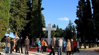 Blagdan Svih svetih na Gradskom groblju Zadar, Foto: Iva Perinčić Blagdan Svih svetih na Gradskom groblju Zadar, Foto: Iva Perinčić