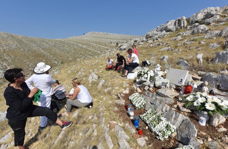 Obilježena 9. obljetnica kornatske tragedije u kojoj je život izgubilo 12 vatrogasaca. Photo: Hrvoje Jelavić/PIXSELL Obilježena 9. obljetnica kornatske tragedije u kojoj je život izgubilo 12 vatrogasaca. Photo: Hrvoje Jelavić/PIXSELL