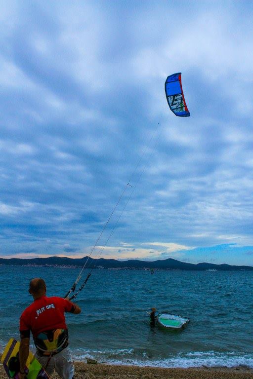 Wind i Kite surfing na Kolovarama 3. studenog 2013.  foto: Tome Grbeša