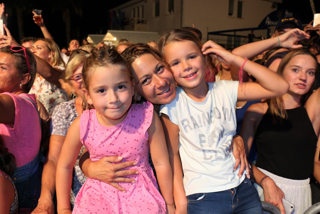 Vir proslavio Dan općine uz spektakularni koncert i vatromet