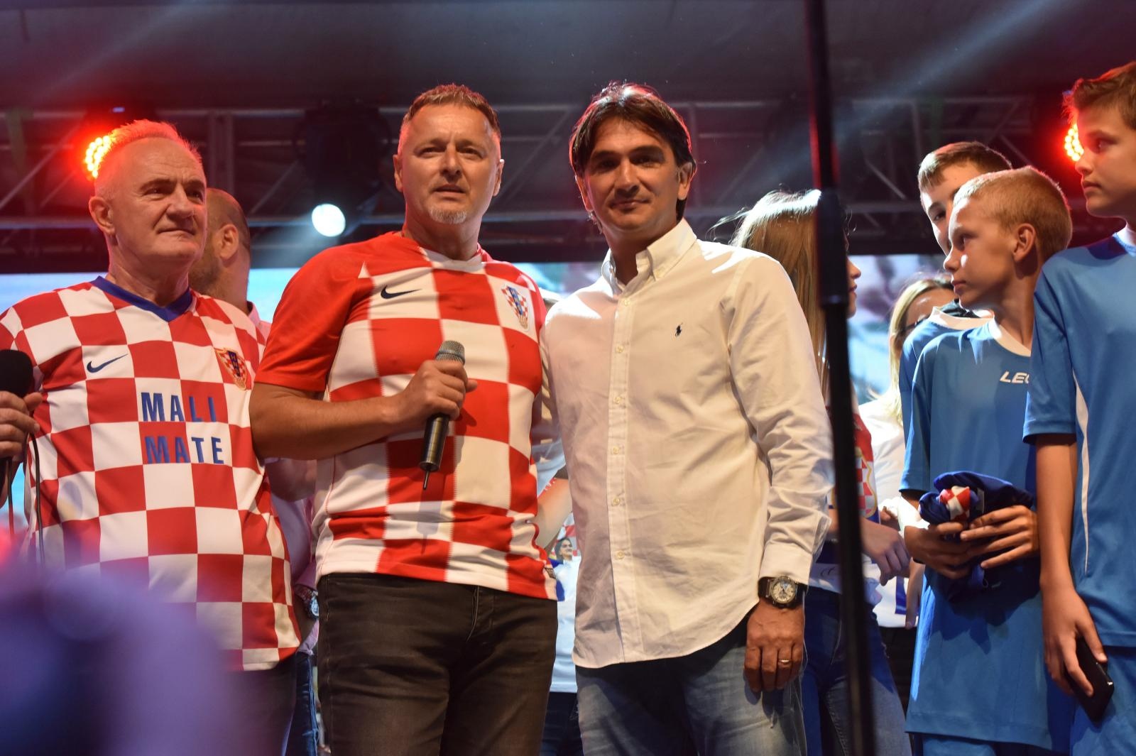 U rodnom Livnu priređen veličanstven doček Zlatku Daliću U rodnom Livnu priređen veličanstven doček Zlatku Daliću