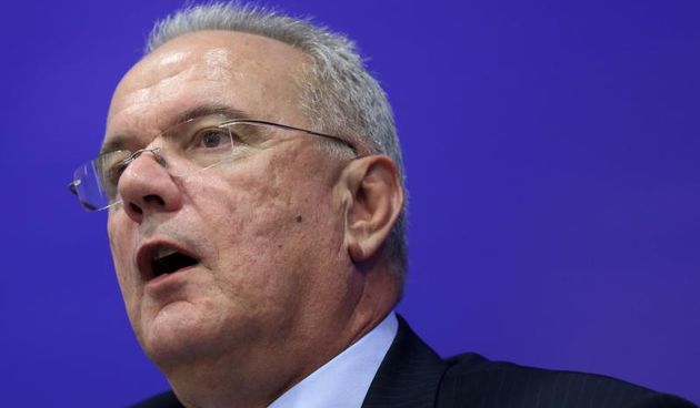 27.09.2013., Zagreb – Povjerenik Europske komisije za zastitu potrosaca Neven Mimica boravi u prvom sluzbenom posjetu Hrvatskoj te je u Ban centru u Hrvatskoj europskoj kuci sudjelovao u javnoj raspravi o temi “Potrosacka politika – sto ima u tome za gr