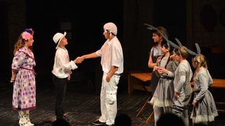 Donatolina u Kazalištu lutaka: “Mareta tamo i nazad”