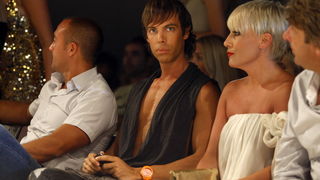 Zadar, 150711.
Druga vecer Zadar Fashion Nightsa, kojeg organiziraju Stefany Hohnjec i Aleksandra Grdic. Revije se odrzavaju na Forumu kraj crvke Sv Donata.
Na slici: Marko Grubnic Macak.
Foto: Jure Miskovic / CROPIX Zadar, 150711.
Druga vecer Zadar Fashion Nightsa, kojeg organiziraju Stefany Hohnjec i Aleksandra Grdic. Revije se odrzavaju na Forumu kraj crvke Sv Donata.
Na slici: Marko Grubnic Macak.
Foto: Jure Miskovic / CROPIX