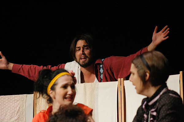 Zadarska Noć kazališta – “Teštament” (foto:Saša Čuka) Zadarska Noć kazališta – “Teštament” (foto:Saša Čuka)