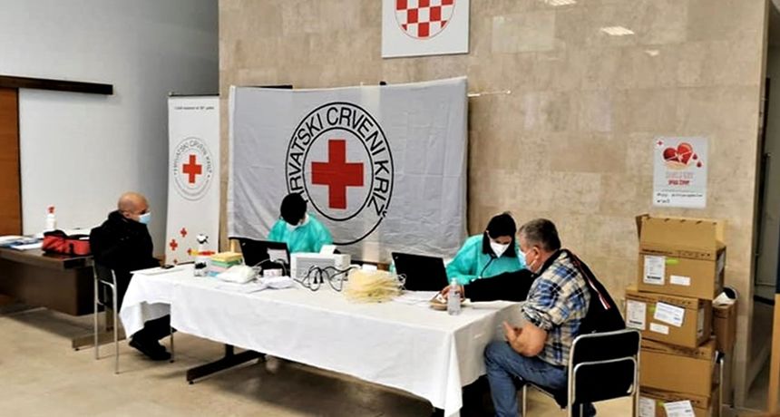 Paški Crveni križ prikupio 49 doza krvi