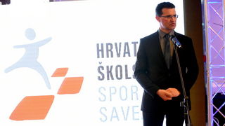 Na Višnjiku održana javna radionica “Zdravstveno usmjerena tjelesna aktivnost učenika” (ZUTA) Na Višnjiku održana javna radionica “Zdravstveno usmjerena tjelesna aktivnost učenika” (ZUTA)