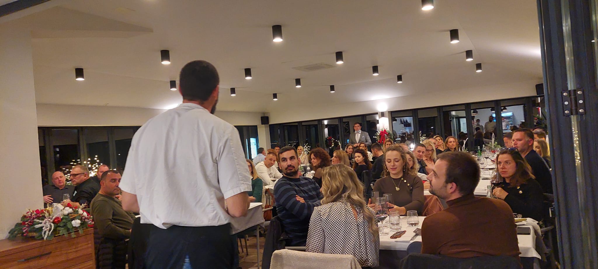 Adentska večer: “Ribarev sin” David Skoko u bistrou Andrija Adentska večer: “Ribarev sin” David Skoko u bistrou Andrija