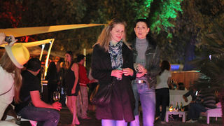 Image 953317 (auto) Image 953317 (auto)