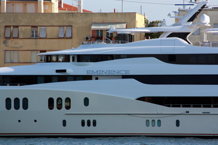 Superjahta “Eminence” u zadarskoj luci Superjahta “Eminence” u zadarskoj luci