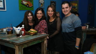 Friday Night Live: Cotton Club @ Famous Beach Bar & Grill 21. listopada 2016. Friday Night Live: Cotton Club @ Famous Beach Bar & Grill 21. listopada 2016.