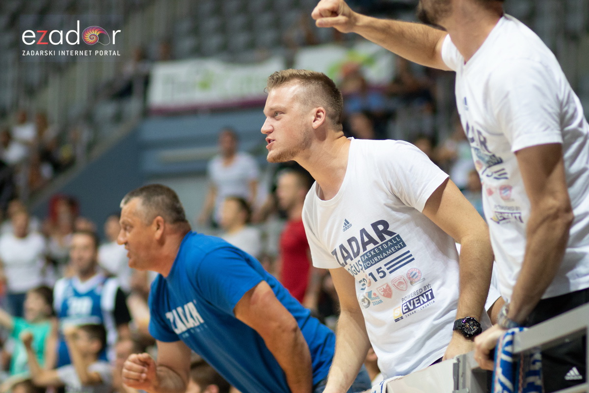 Polufinale doigravanja HT Premijer lige, 1. utakmica: KK Zadar – KK Cibona 89-78