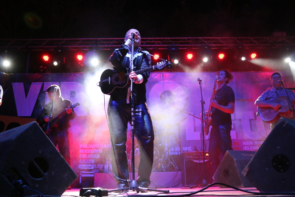 Virsko ljeto 2017: Gazde raspjevale i rasplesale Vir Virsko ljeto 2017: Gazde raspjevale i rasplesale Vir