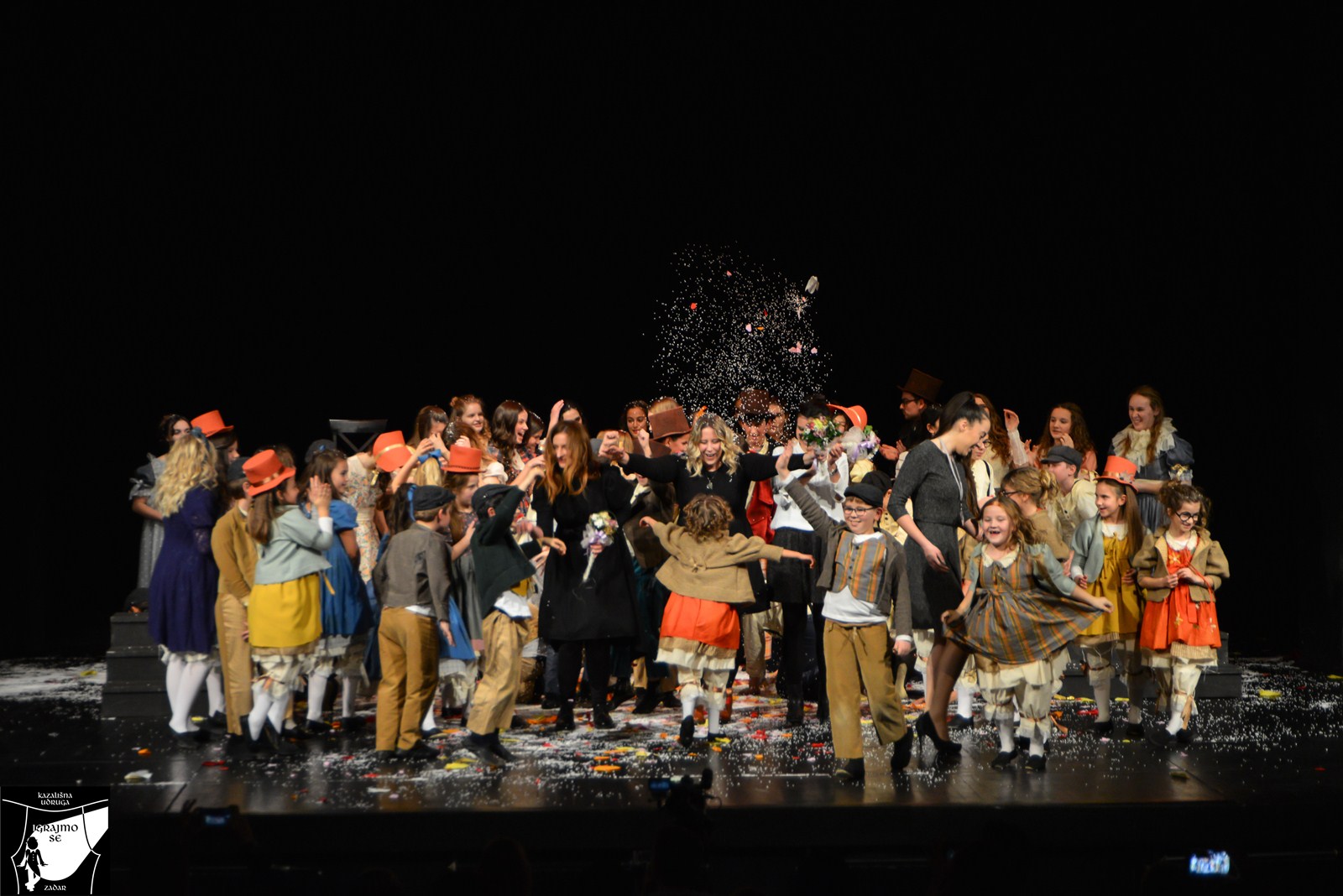 Kazališna udruga “Igrajmo se”: Predstava “Godišnja doba”