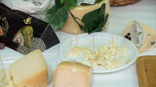 U Vrtovima lunjskih maslina održana 12. Lunjska maslinada. Foto: Vinko Pešić