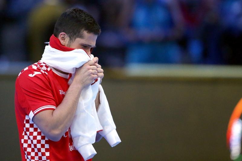 Tuga hrvatskih rukometaša nakon šokantnog poraza od Slovenije