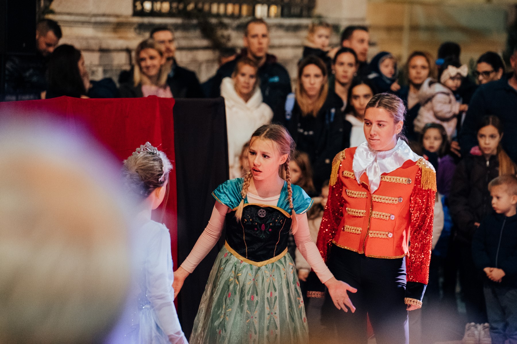 Predstava Frozen na Adventu u Zadru