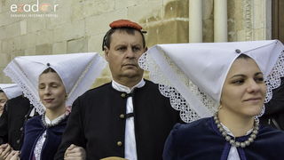 Paški zimski karneval 2018: Karnevalska povorka prošla ulicama grada do Pijace