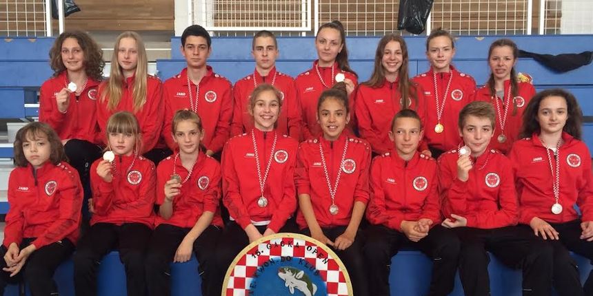 Kadeti i juniori TK Zadar na Gacka Openu 2016 Kadeti i juniori TK Zadar na Gacka Openu 2016