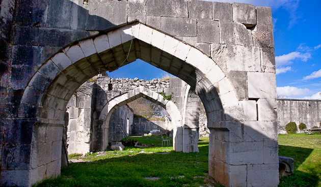 Vrana: Maskovica han, Foto: Leo Banic