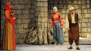 Zadar, 23.02.2012. snimio: Nenad Marčev
Gradsko kazalište Marina Držića Dubrovnik
Milan Ogrizović
HASANAGINICA
redatelj: Ivan Leo Lemo
Igraju: Jasna Jukić, Vladimir Posavec, Slavko Juraga, Milka Podrug Kokotović, Izmira Brautović, Lana Helena Hul Zadar, 23.02.2012. snimio: Nenad Marčev
Gradsko kazalište Marina Držića Dubrovnik
Milan Ogrizović
HASANAGINICA
redatelj: Ivan Leo Lemo
Igraju: Jasna Jukić, Vladimir Posavec, Slavko Juraga, Milka Podrug Kokotović, Izmira Brautović, Lana Helena Hul