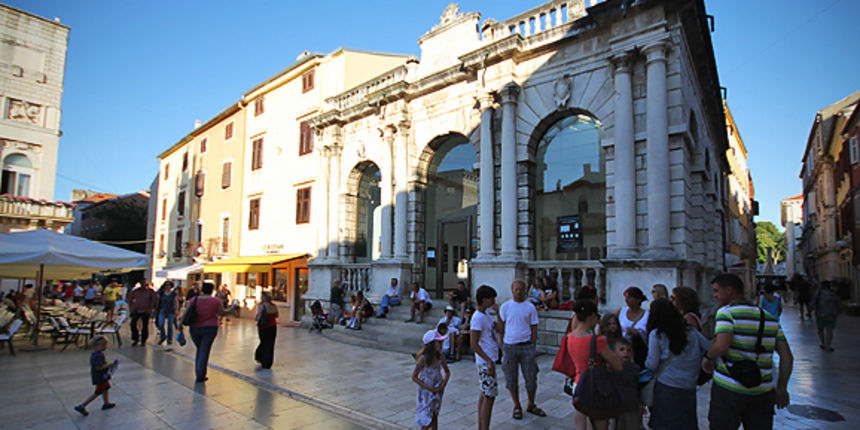 Đir po gradu 20. lipnja 2011. (foto:Saša Čuka) Đir po gradu 20. lipnja 2011. (foto:Saša Čuka)
