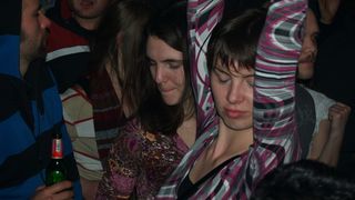 Letu štuke u Maya pub-u Letu štuke u Maya pub-u