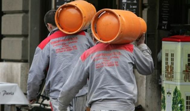 Plinske boce (cropix)