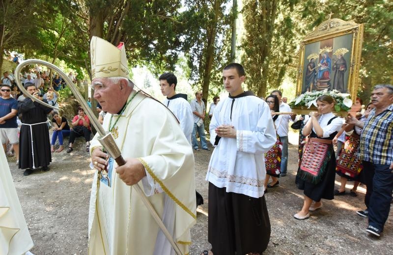 Visovac: Svečano misno slavlje povodom blagdana Gospe od Anđela, Photo: Hrvoje Jelavic/PIXSELL