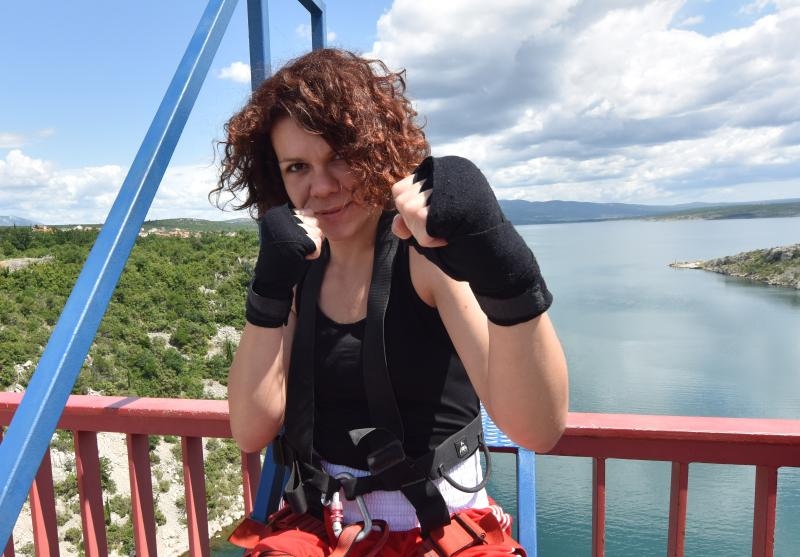 Otvorena sezona bungee jumpinga sa starog Masleničkog mosta. Photo: Hrvoje Jelavić/PIXSELL Otvorena sezona bungee jumpinga sa starog Masleničkog mosta. Photo: Hrvoje Jelavić/PIXSELL