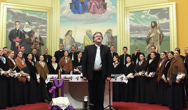 (V)Ladari i (V)Ladarice folklorne scene u Hrvatskoj još jednom oduševili Bibinjce. Foto: Leo Banić