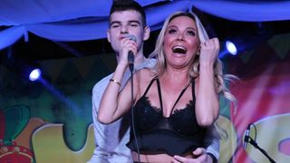 Virske maškare: Maja Šuput zapalila ledenu virsku večer Virske maškare: Maja Šuput zapalila ledenu virsku večer