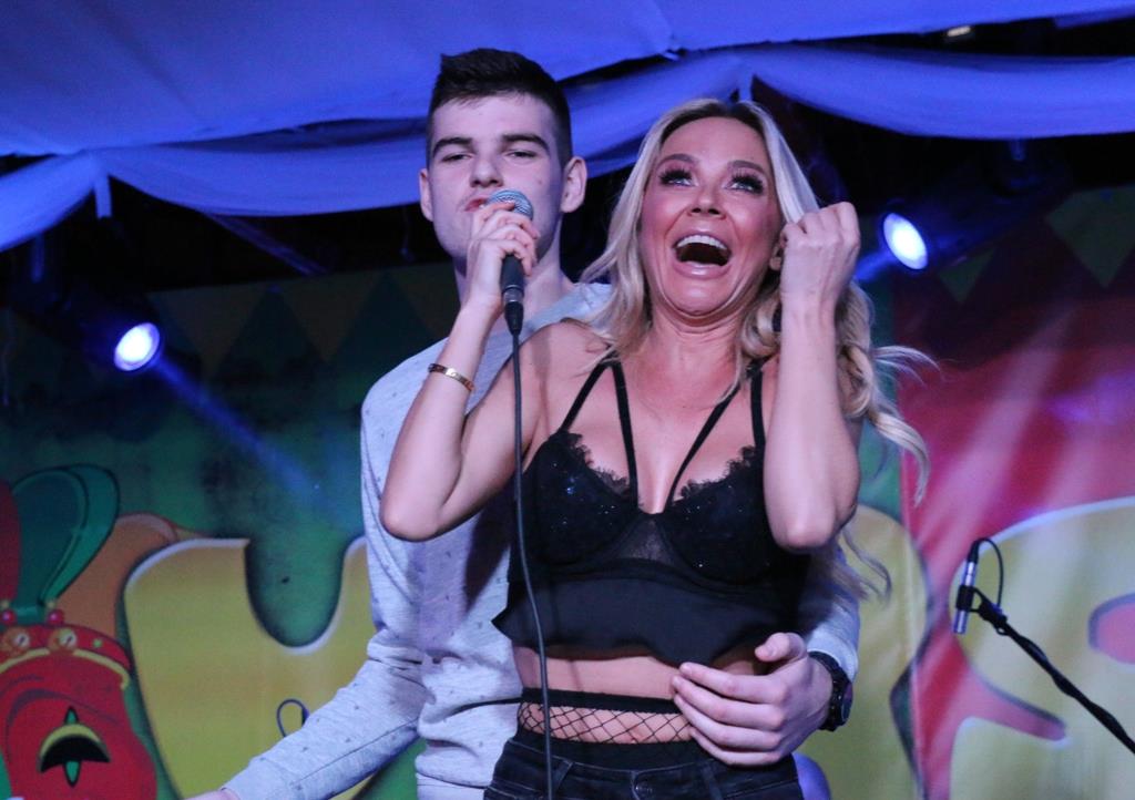 Virske maškare: Maja Šuput zapalila ledenu virsku večer Virske maškare: Maja Šuput zapalila ledenu virsku večer