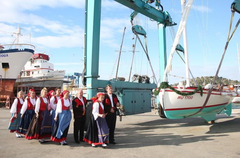 Svečano porinuta betinska gajeta “Lipa moja”