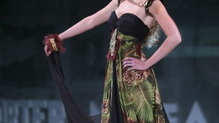 U trgovackom centru West gate sinoc zapoceo modni dogadjaj Nivea Cro A Porter. U trgovackom centru West gate sinoc zapoceo modni dogadjaj Nivea Cro A Porter.