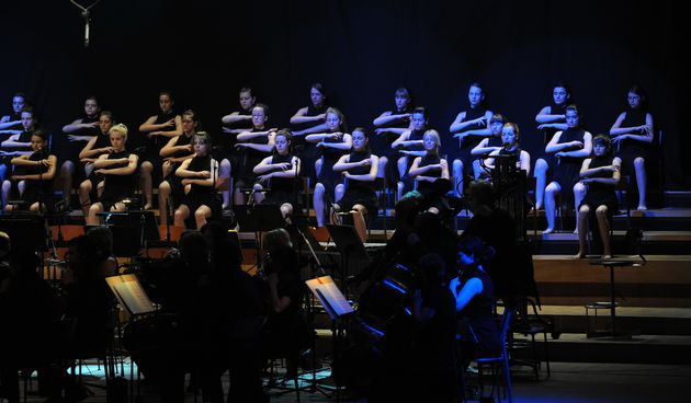 Mozartine i gosti spremaju zborsko estradni pop-rock spektakl u Lisinskom za udrugu SVE za NJU