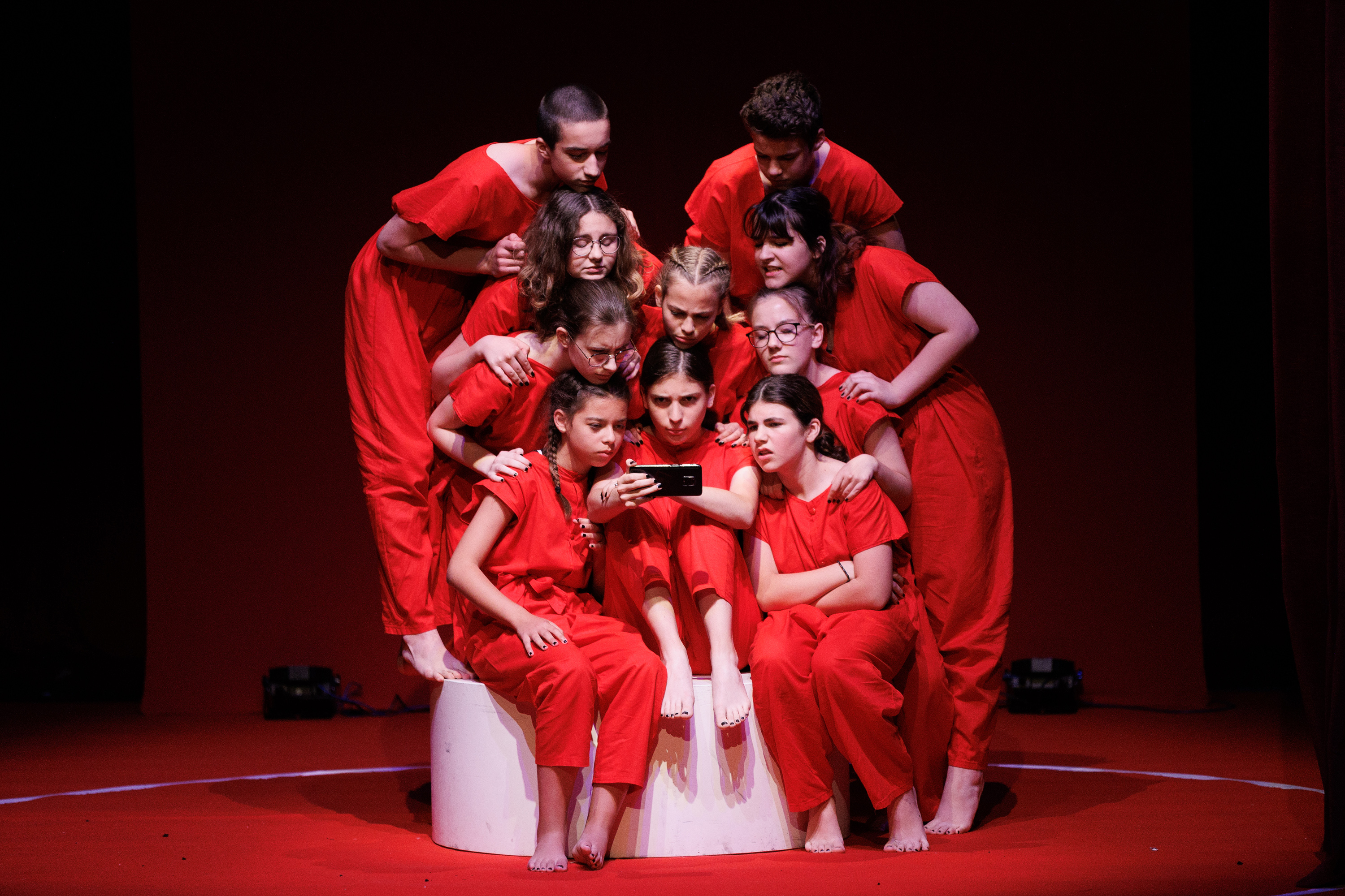 Igrajmo se: Zabranjeno mlađima od 15 strana A