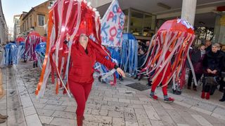 Zadarski karneval 2018: Povorka maškaranih skupina gradskim ulicama Zadarski karneval 2018: Povorka maškaranih skupina gradskim ulicama