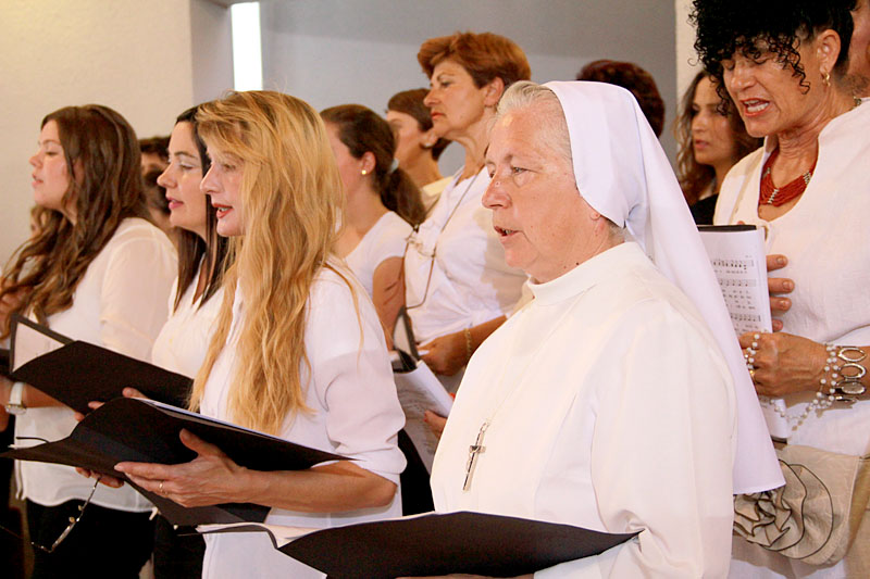 U Skabrnji odrzano veliko misno slavlje i procesija povodom blagdana Velike Gospe U Skabrnji odrzano veliko misno slavlje i procesija povodom blagdana Velike Gospe