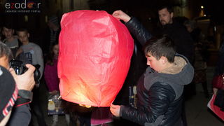 Humanitarni svjetlosni spektakl “Zaželi ljubav” na zadarskom Forumu, 18. veljače 2017. Humanitarni svjetlosni spektakl “Zaželi ljubav” na zadarskom Forumu, 18. veljače 2017.