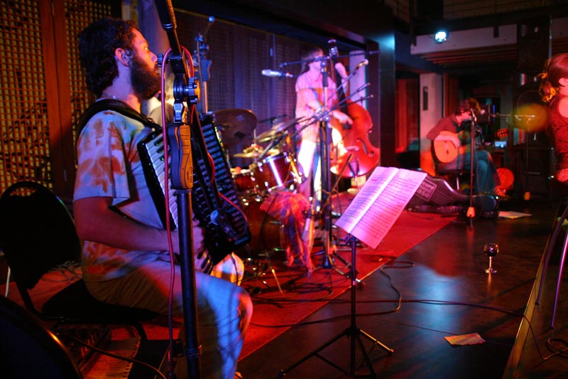 Image 1208837 (auto)