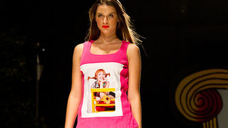 Trodnevna modna manifestacija Zadar fashion nights održava se na Trgu Ivana Pavla II. Prve večeri, pod nazivom ‘Urban Night’ predstavili su se kreatori i modne kuće: Toni Brekalo, Galko, Callegari, Oktan, Ana Milin i Margarete Ete. U glazbenom dijelu prog Trodnevna modna manifestacija Zadar fashion nights održava se na Trgu Ivana Pavla II. Prve večeri, pod nazivom ‘Urban Night’ predstavili su se kreatori i modne kuće: Toni Brekalo, Galko, Callegari, Oktan, Ana Milin i Margarete Ete. U glazbenom dijelu prog