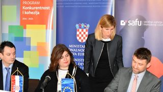 Potpisivanje ugovora u prezentacijskom centru “Podzemni grad Paklenice” NP Paklenica Potpisivanje ugovora u prezentacijskom centru “Podzemni grad Paklenice” NP Paklenica